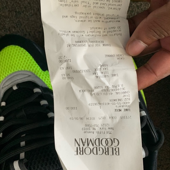 B22 Dior Sneakers - Picture 2 of 5